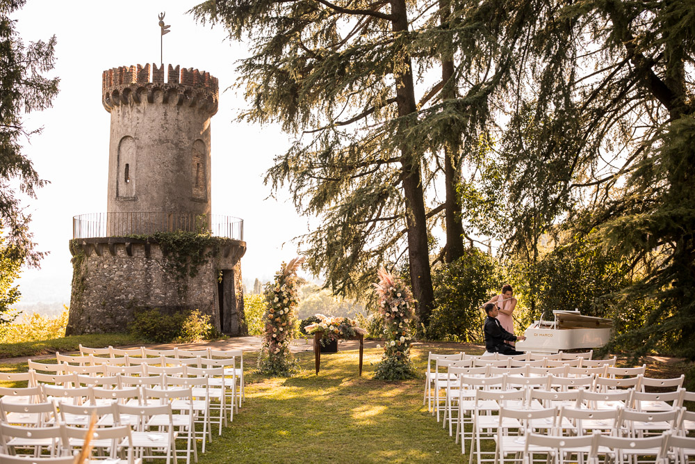 Villa le due Torrette, Erba. Le più belle fotografie di matrimonio.