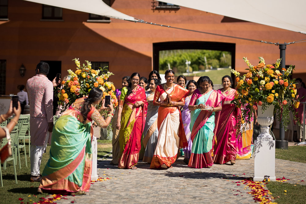 Wedding photoshoot Tenuta Carretta, Piobesi d'Alba. Matrimonio Indiano.