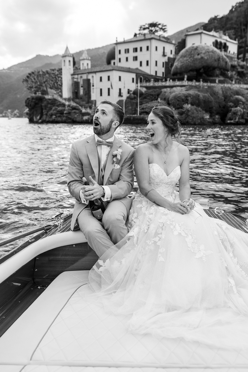 Villa del Balbianello wedding photo shoot on boat