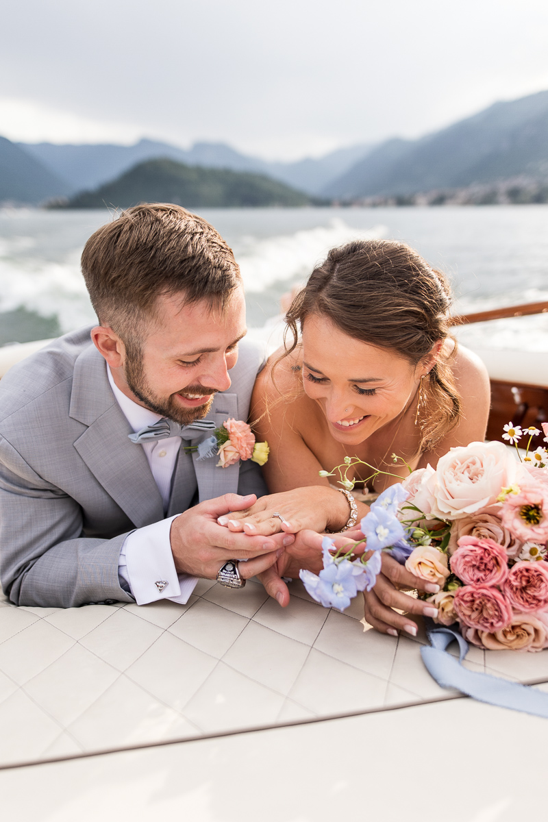 Villa del Balbianello wedding photo shoot on boat