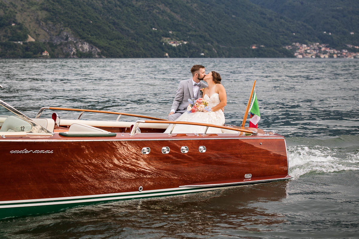 Villa del Balbianello wedding photo shoot on boat